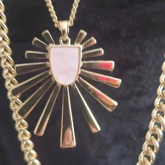 ☆☆☆Fashion layered necklace - Picture 2 of 7